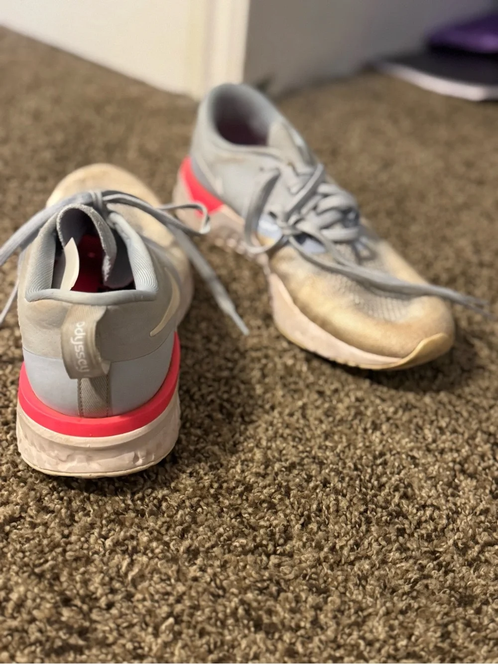 Nike Light Gray Sneakers with Pink Inner Lining